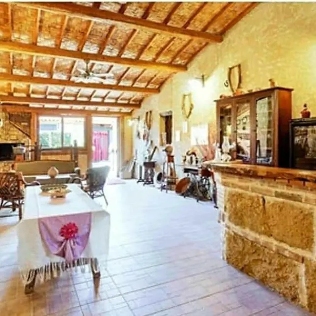 Sa Pramma Bed & Breakfast Baratili San Pietro 0*,